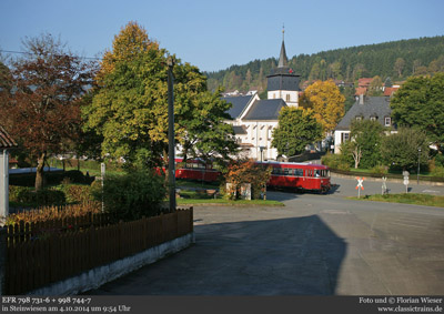Mit dem Schienenbus durch das herbstliche Rodachtal - Fotozug am 4.10.2014