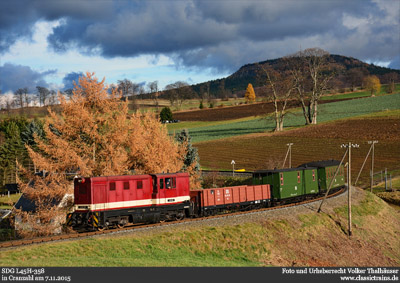 Mit dem Arbeitszug auf der Fichtelbergbahn  - Fotozug am 7.11.2015